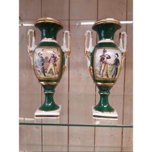 Paire De Vases En Porcelaine De Paris