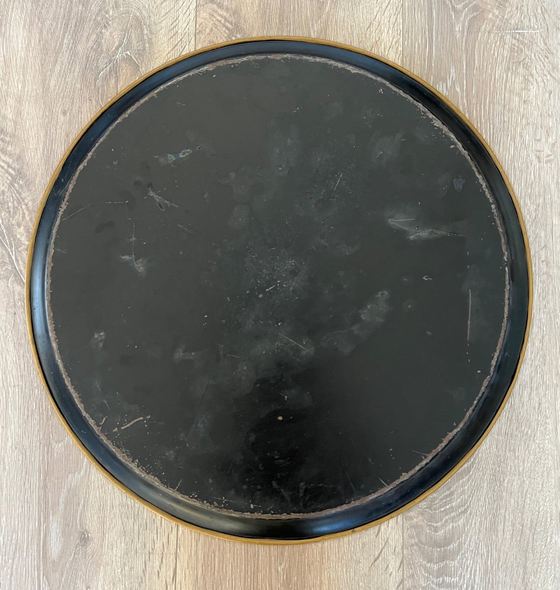 Round Tray In Painted Tole Floral Decor-photo-4