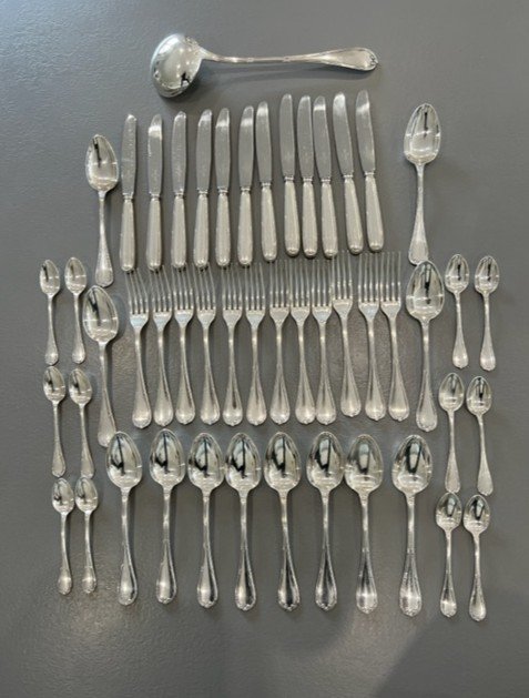 Christofle Modèle  Rubans Croisés Ménagère 49 Pièces