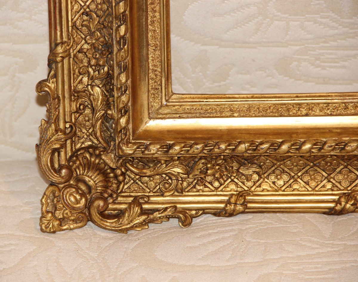 19th Century Carved Frame In Wood & Golden Stucco-photo-2