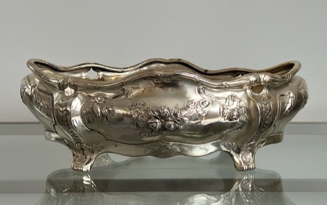 Jardinière  /  Centre De Table En Argent Massif 
