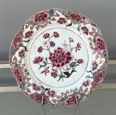China Compagnie Des Indes Polychrome Plate XVIIIth Famille Rose