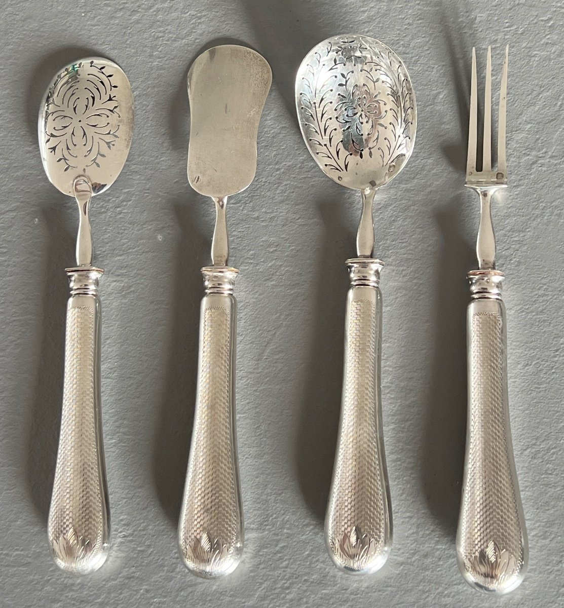 Mignardises Or Hors d'Oeuvre Service In Silver Minerva Goldsmith Felix Merle-photo-2