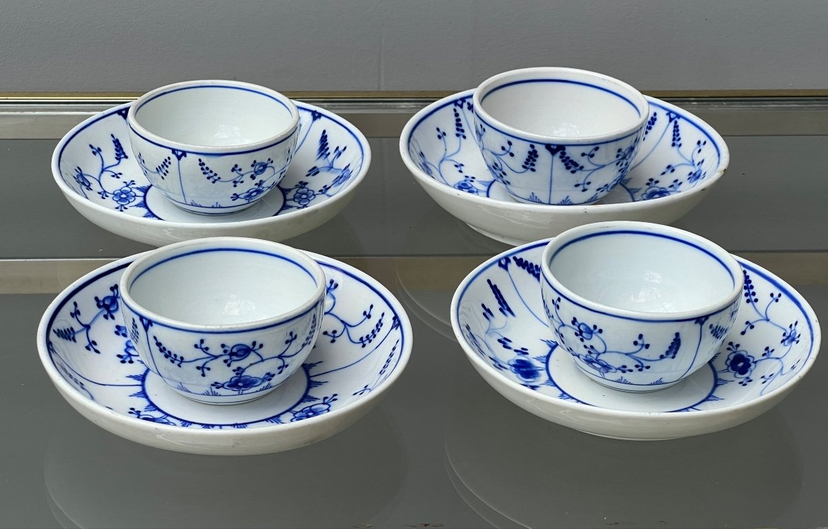 Porcelain From Tournai 4 Tea Bowls Or Pouches Decorated With Immortelle From Saxony-photo-2