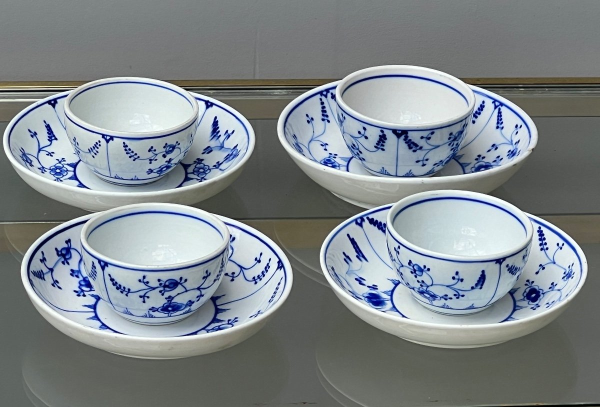 Porcelain From Tournai 4 Tea Bowls Or Pouches Decorated With Immortelle From Saxony-photo-3