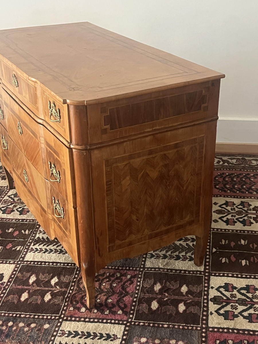 Commode Allemande  à Ressaut  Du  XVIIIème En Marqueterie -photo-3