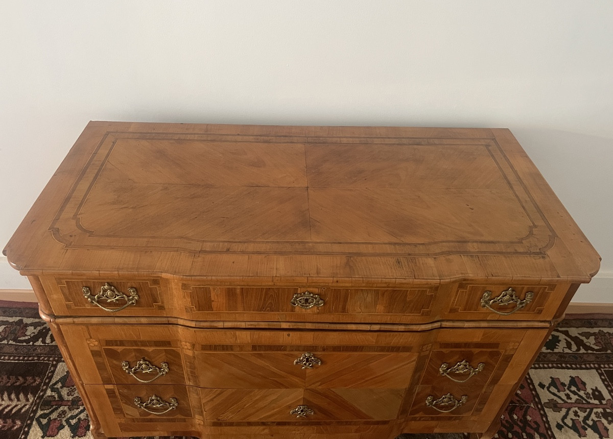 Commode Allemande  à Ressaut  Du  XVIIIème En Marqueterie -photo-4
