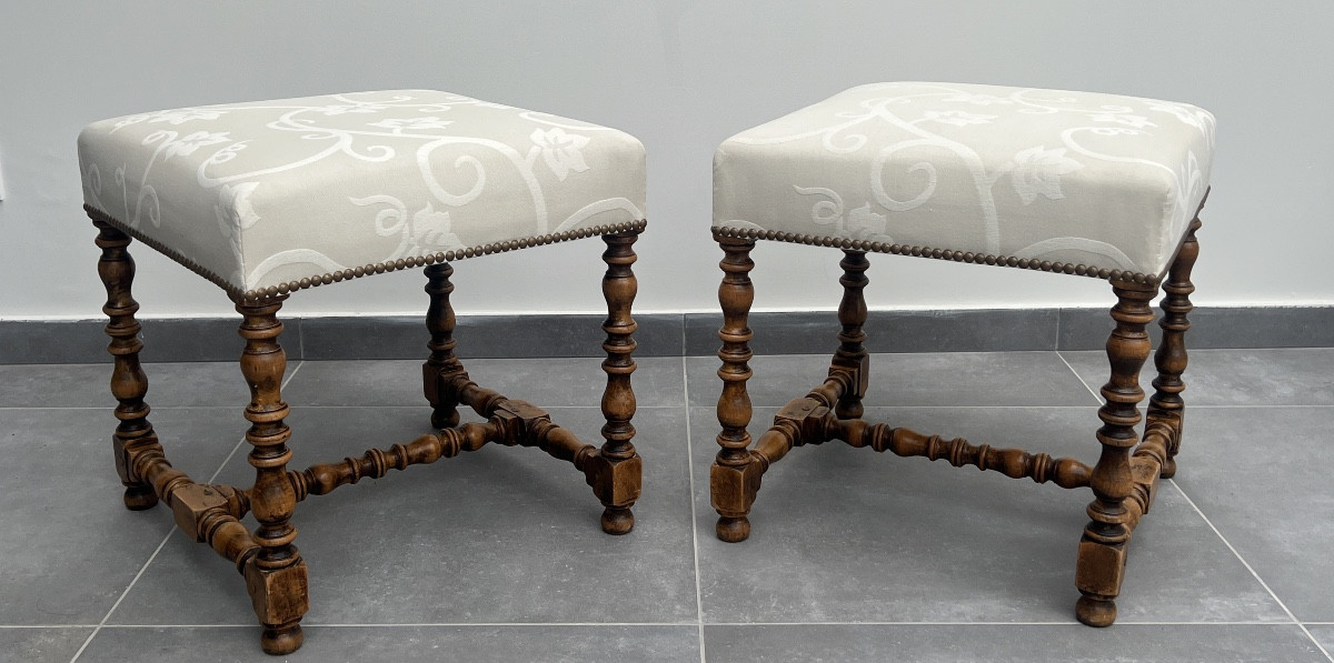 Paire de Tabourets de Style Louis XIII  -photo-3
