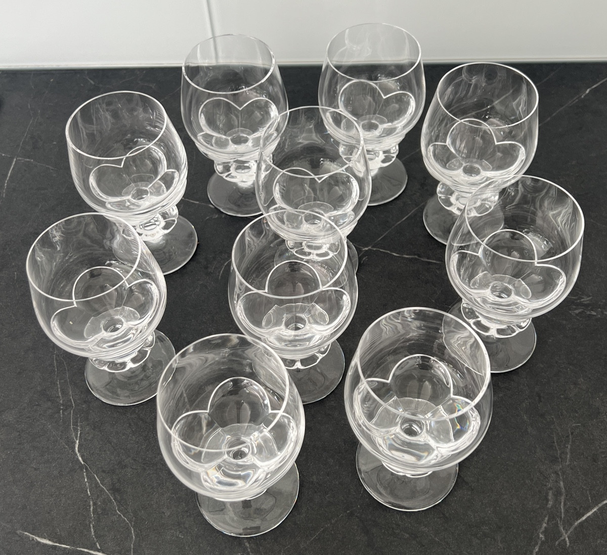 Lalique France  Modèle Blois 10 Verres à Vin en Cristal -photo-3