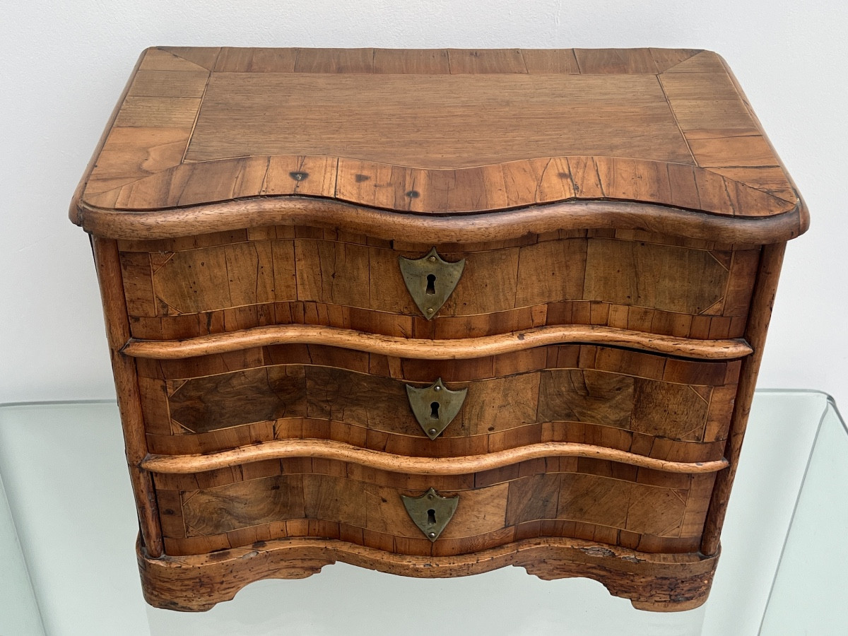 Petite Commode de Maîtrise Galbée d'époque XVIIIème-photo-2