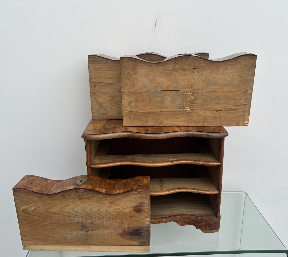 Petite Commode de Maîtrise Galbée d'époque XVIIIème-photo-5
