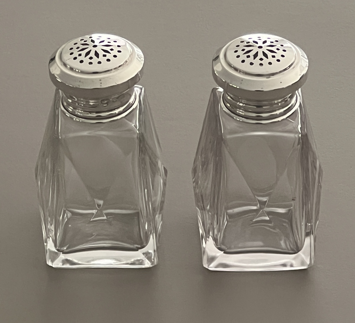 Salière & Poivrière en Cristal et Argent Minerve -photo-3