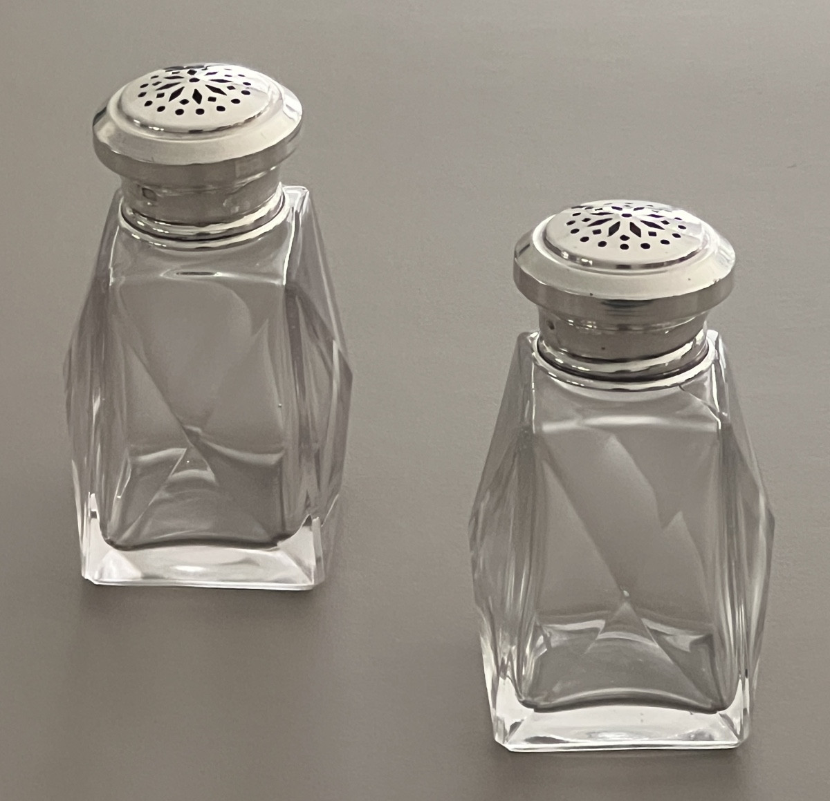 Salière & Poivrière en Cristal et Argent Minerve