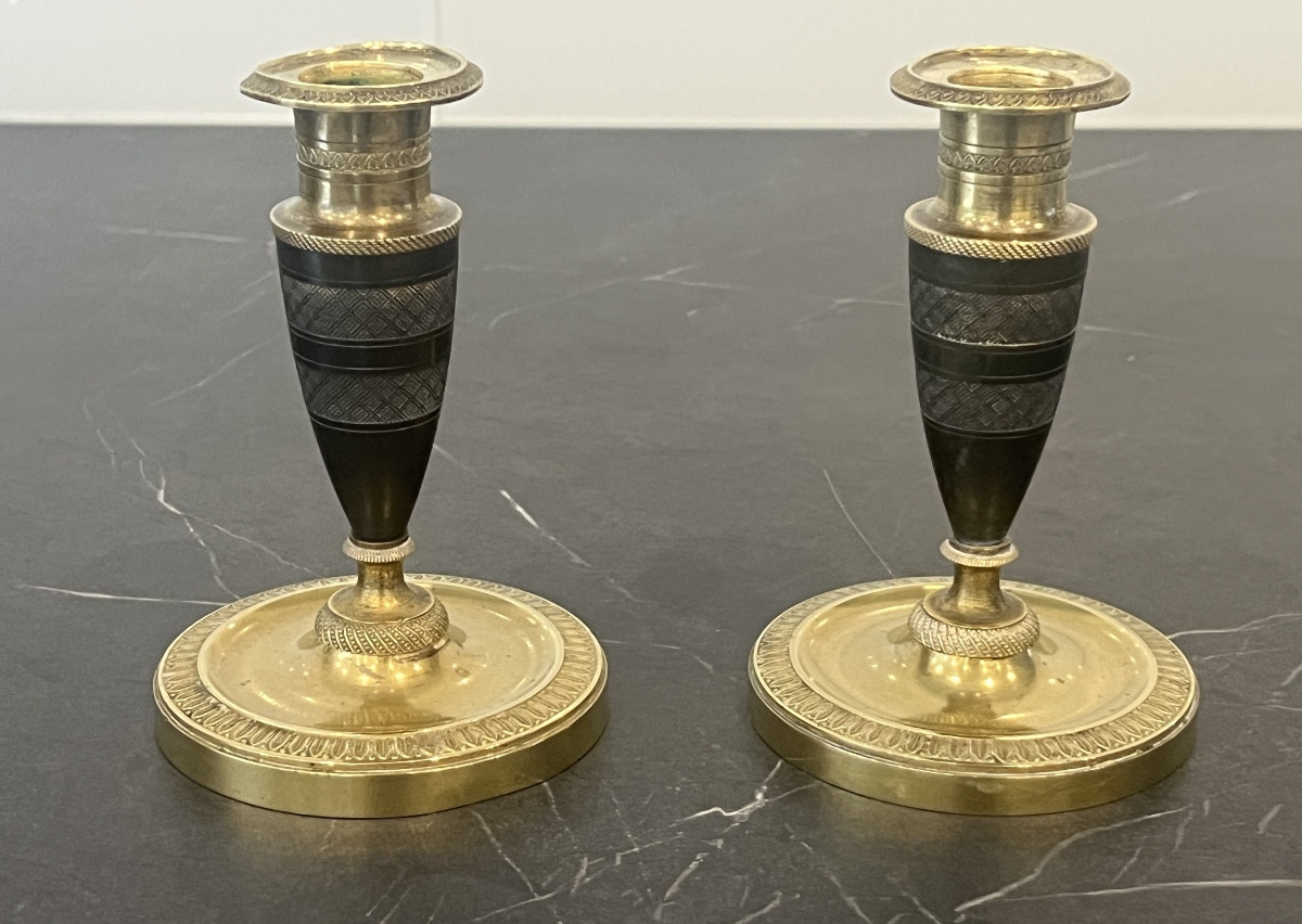 Paire de Petits  Bougeoirs Empire en Bronze -photo-3