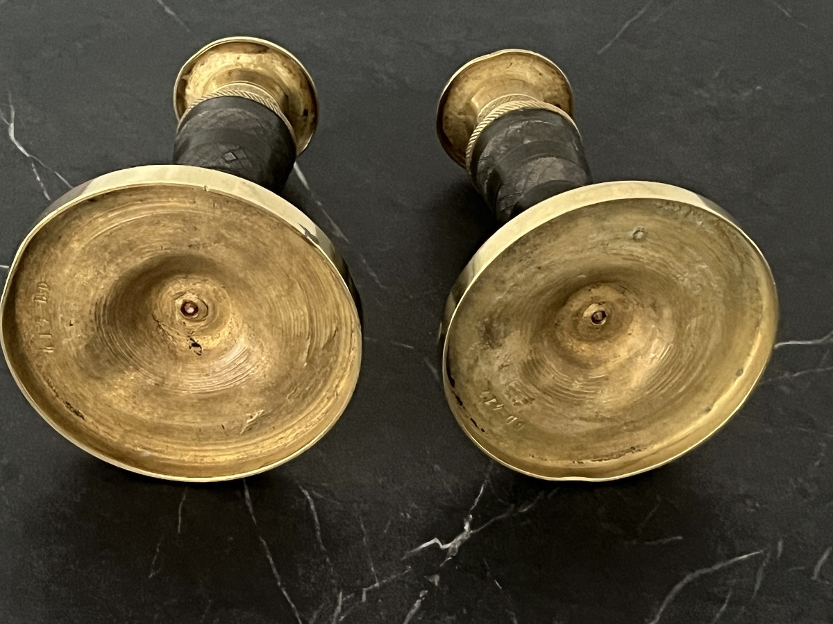 Paire de Petits  Bougeoirs Empire en Bronze -photo-1