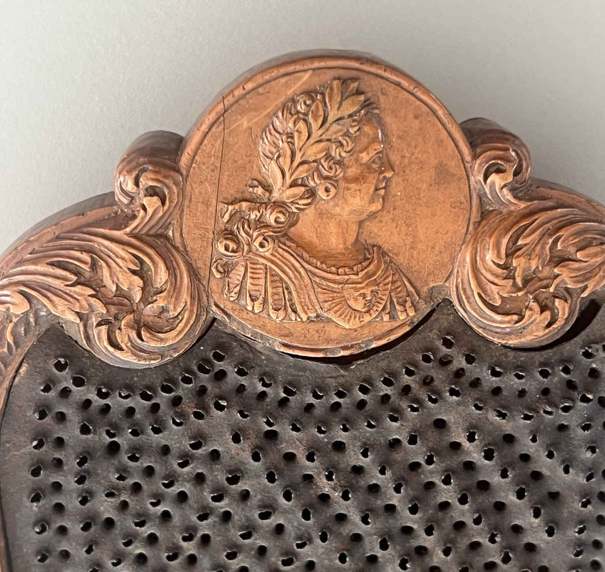 Grande Râpe à Tabac en Buis D'époque 17 ème Siécle  Scène Mythologique-photo-4