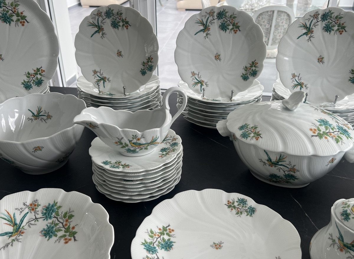 Service de Table en Porcelaine de Limoges Décor aux  Oiseaux de Paradis 