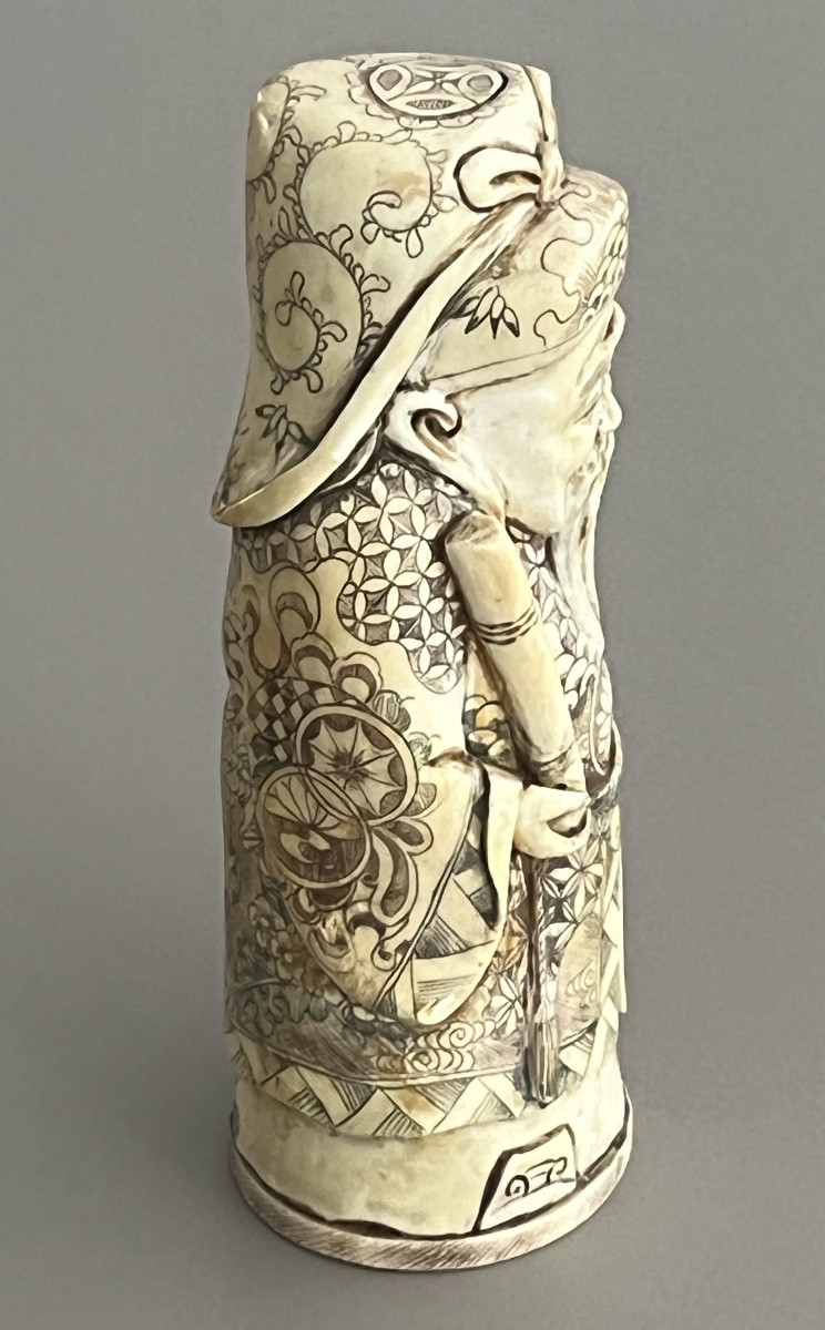 Okimono en Ivoire Sculpté Représentant un Sage  Chinois-photo-4