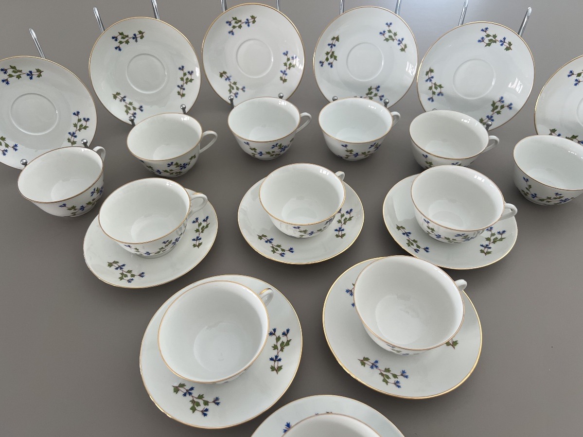 12 Lourioux Porcelain Coffee/tea Cups With Barbeaux Design -photo-2