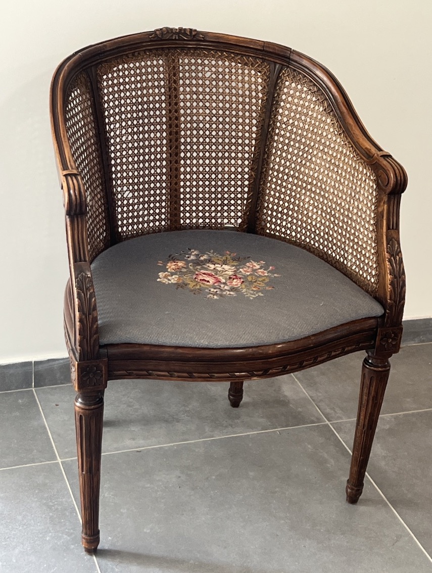 Fauteuil Canné de  Style Louis XVI 