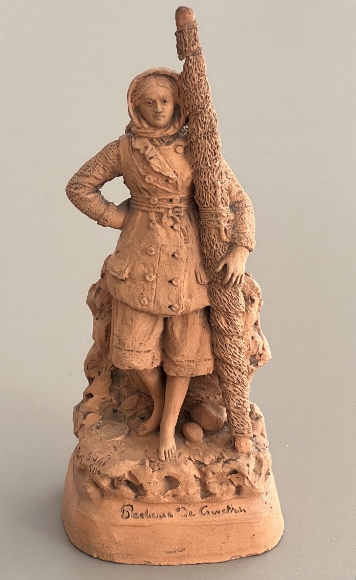 Eugène Blot  ( 1830-1899 )  Terre Cuite Pêcheuse de Crevettes 