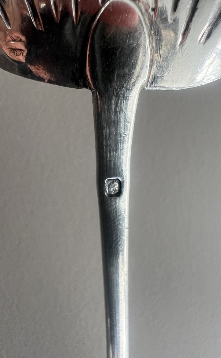 Sugar Spoon / Sugar Shaker, Louis XVI Style, Solid Silver, Minerve -photo-3
