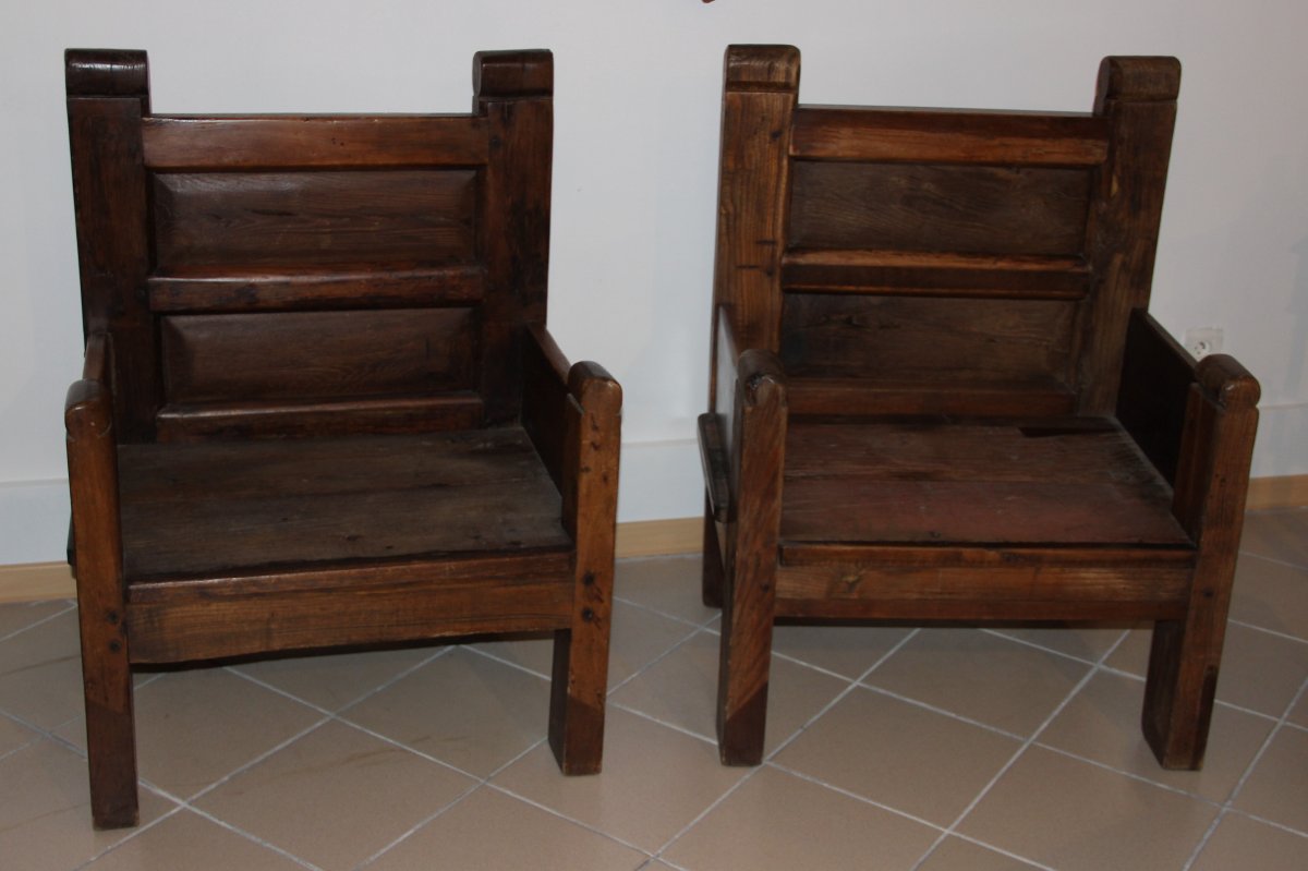 Pair Of Large Spanish Armchairs From The Eighteenth-photo-1