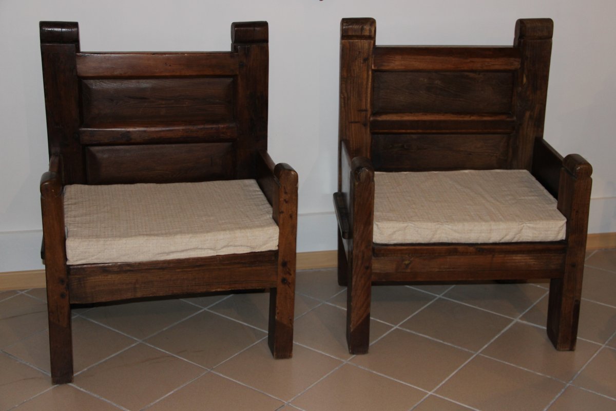 Pair Of Large Spanish Armchairs From The Eighteenth