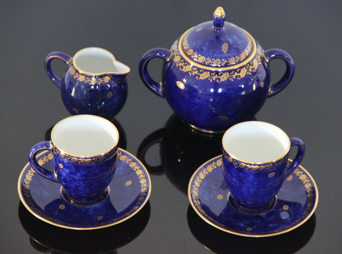 Tête à Tête En Porcelaine De Sèvres Bleu Nuit 1921