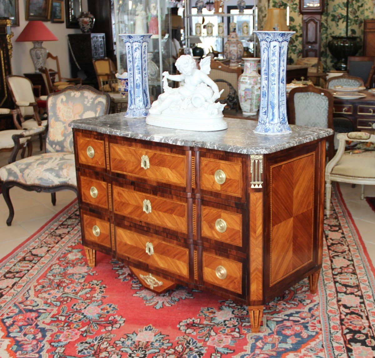 Commode d'époque Louis XVI en Marqueterie 