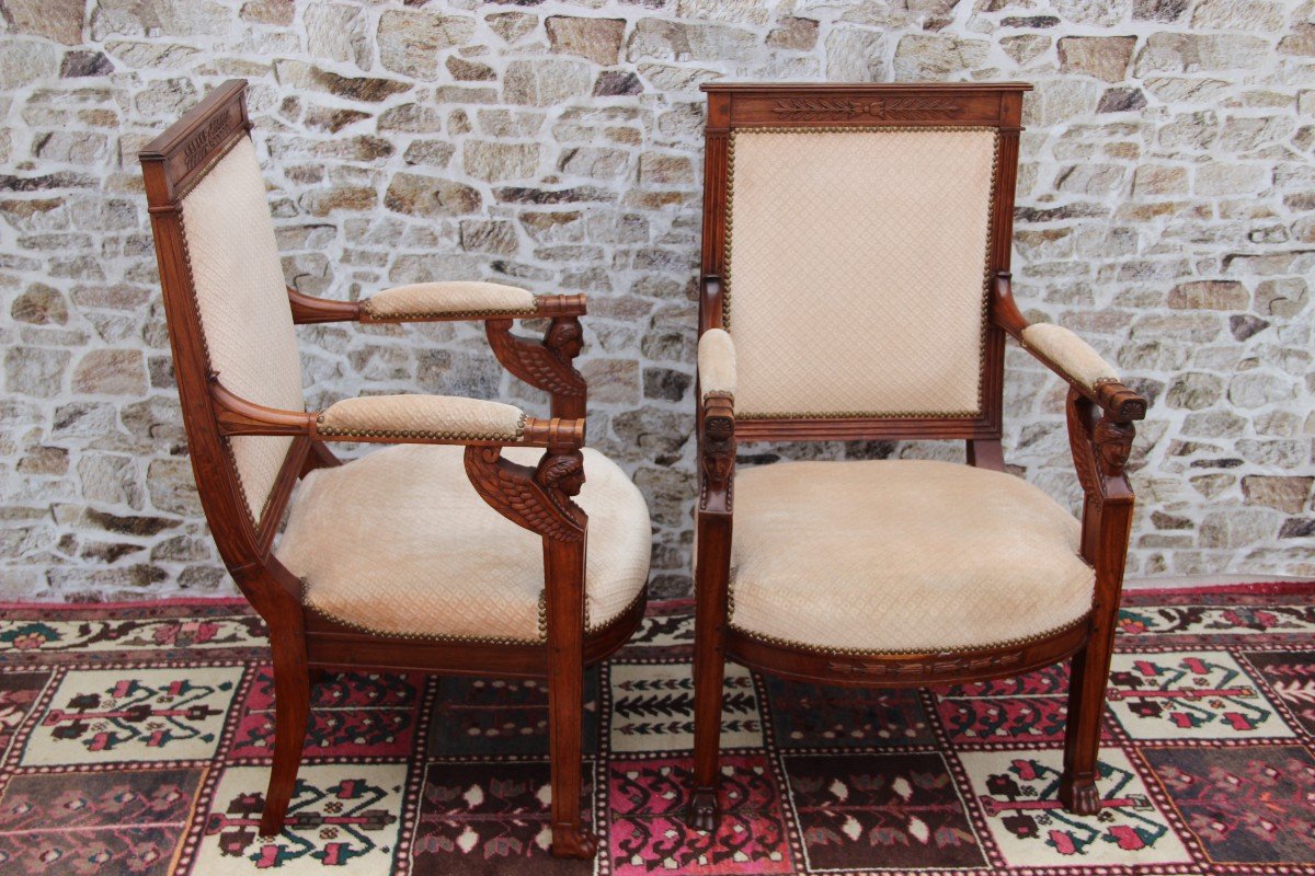 Paire De Fauteuils Style Empire Aux Sphinges Ailées -photo-4