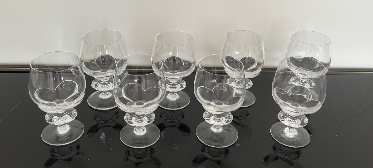 Lalique Model Blois 8 Crystal Wine Glasses