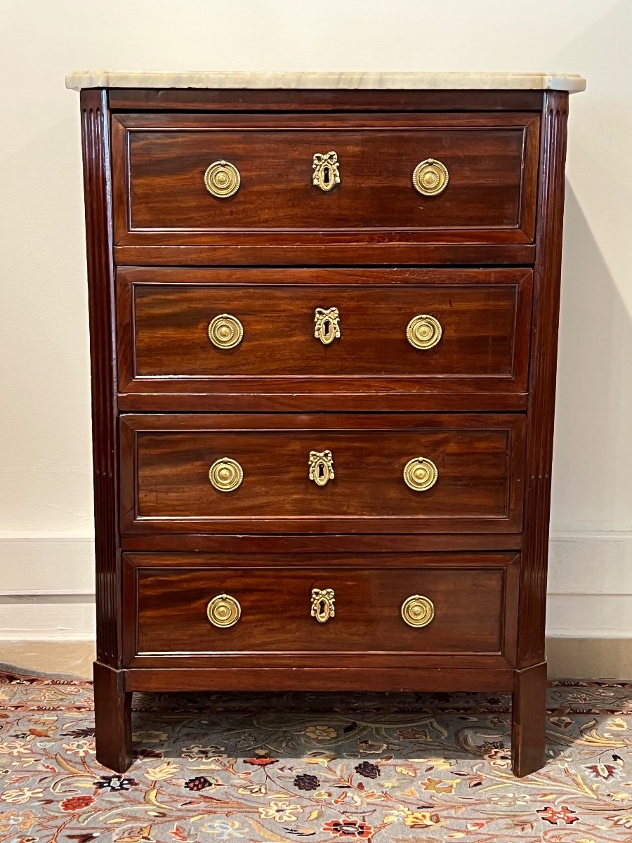 Commode d'époque Louis XVI En Acajou Estampillée Jean Baptiste  Vassou 