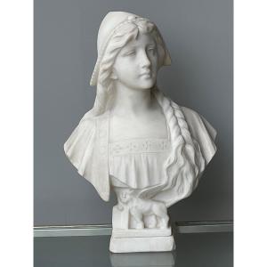 Alabaster Statue Venetian Bust On Base Decorated With The Lion Of Saint Mark 