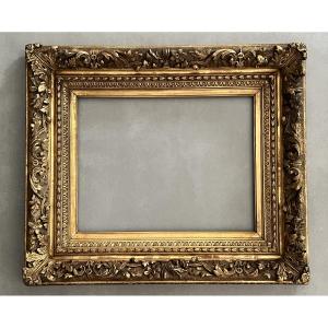 19th Century Carved Frame In Wood And Gilded Stucco