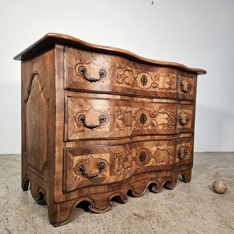 Commode 18éme Italienne