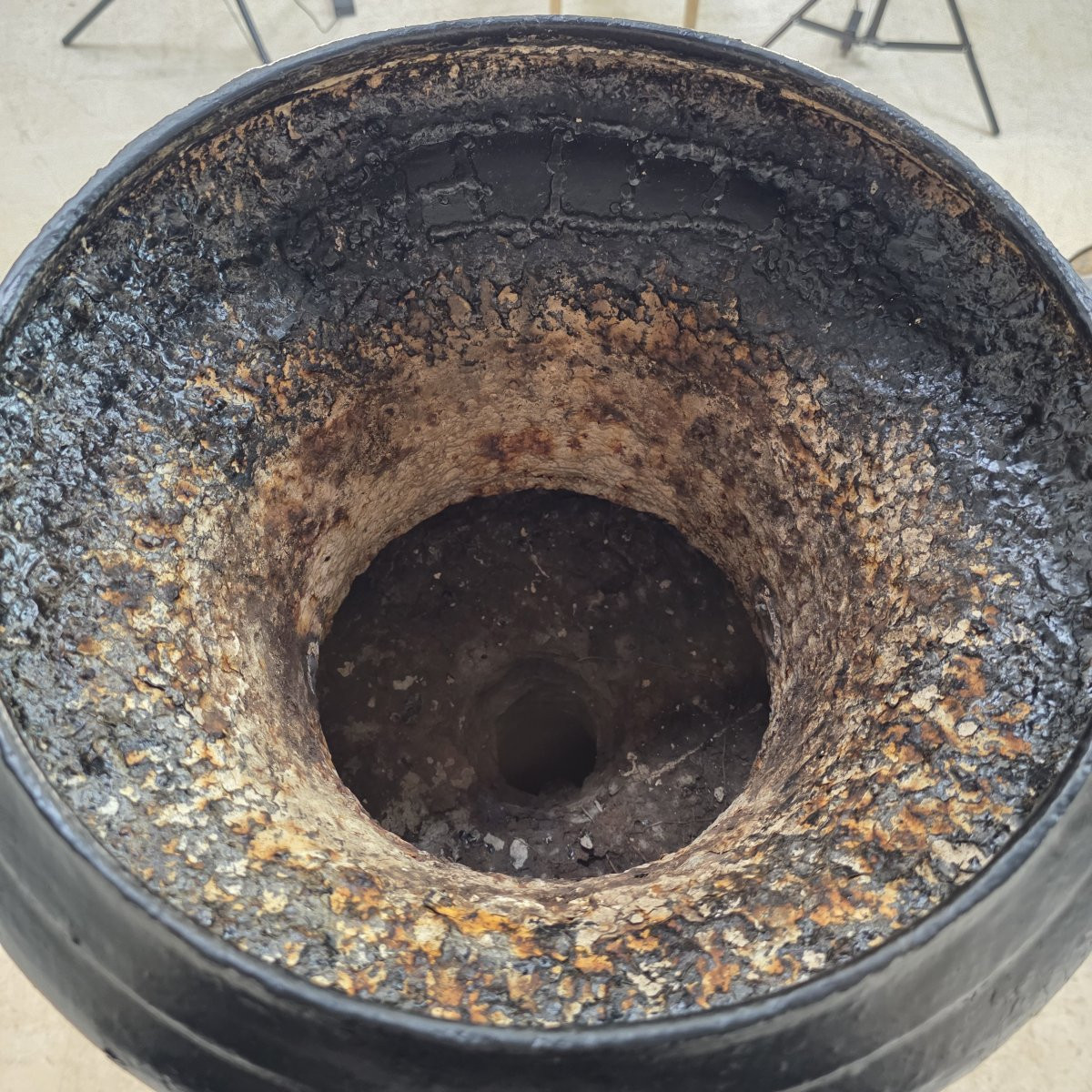 Pair Of 19th-century Cast Iron Urns , Louis XIV Style-photo-1