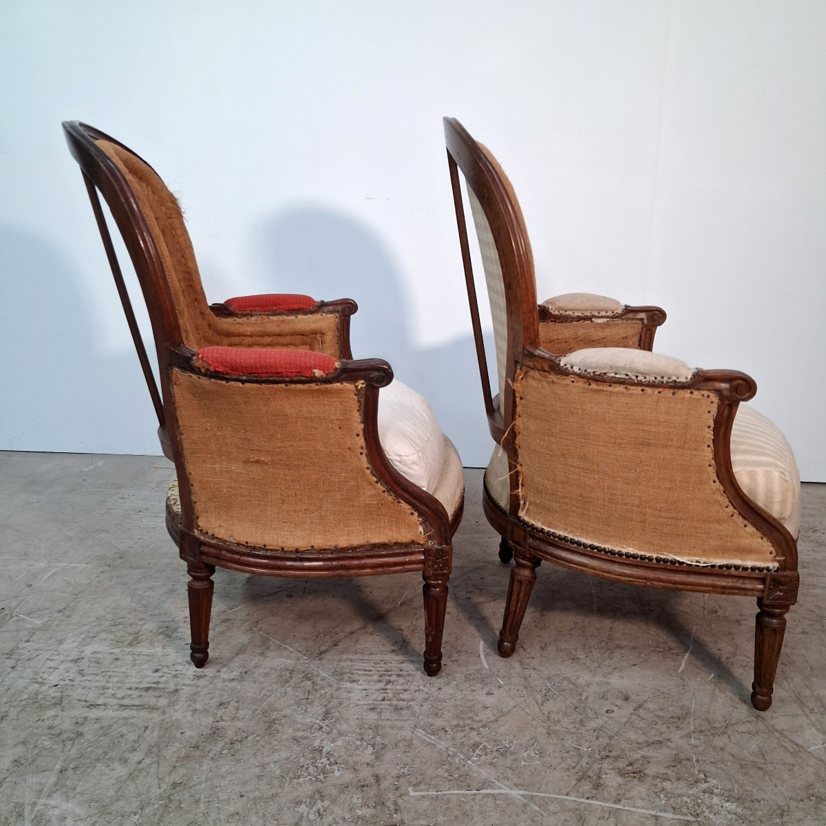 2 fauteuils d époque Louis 16 l un estampillé C Sené-photo-2