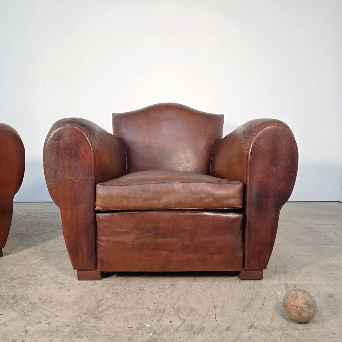 Pair Of Leather Club Chairs-photo-3