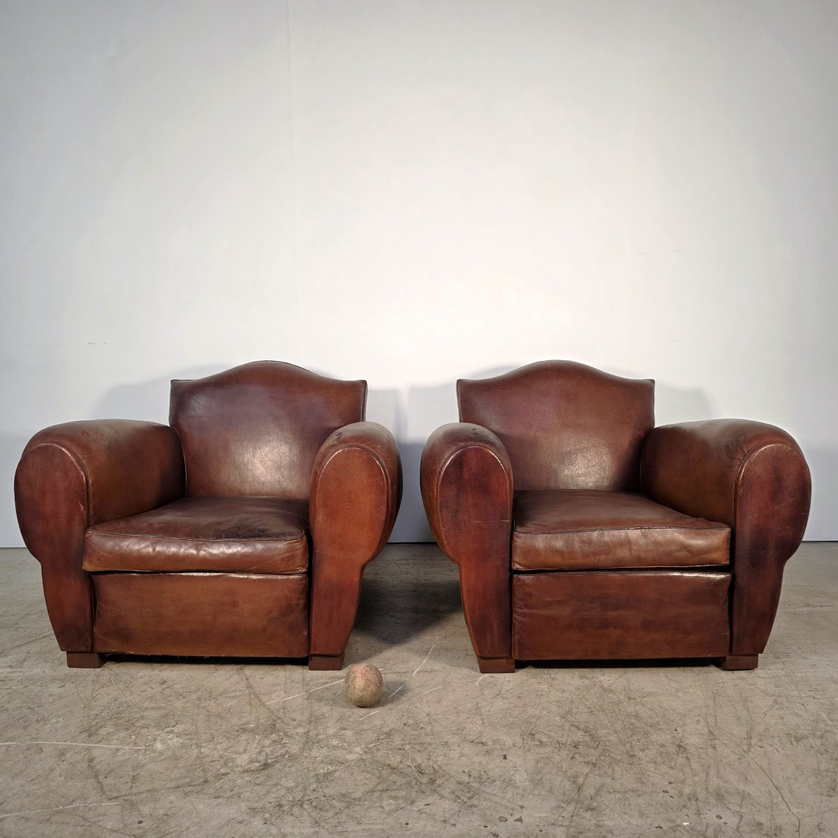 Pair Of Leather Club Chairs-photo-3