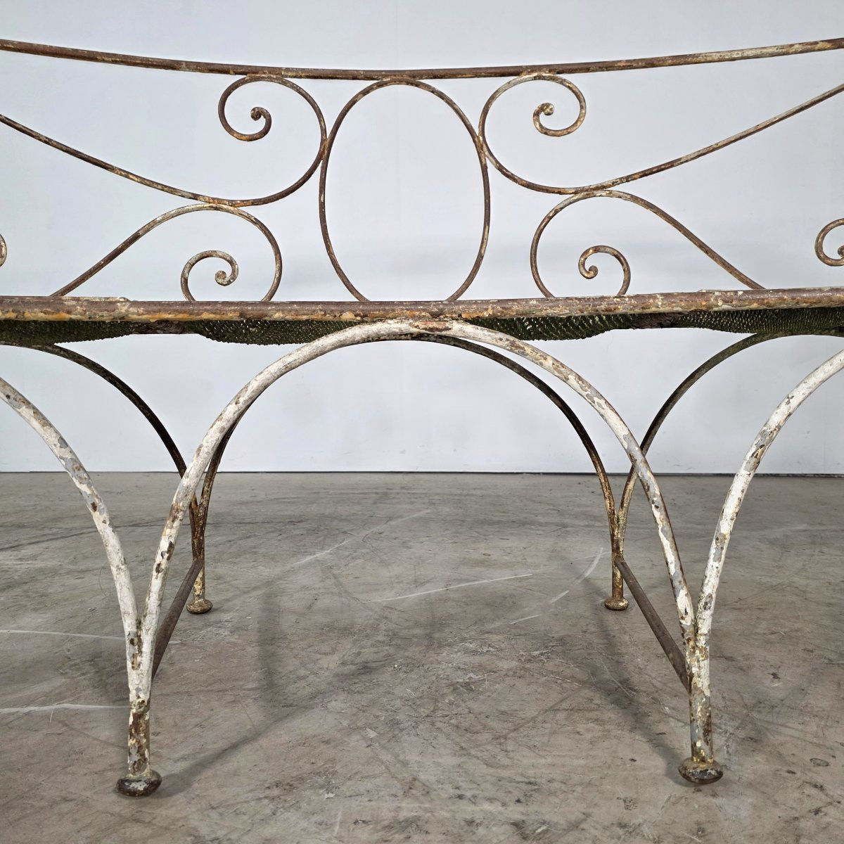 Curved Garden Bench From The Late 19th Century, Made Of Iron.-photo-2