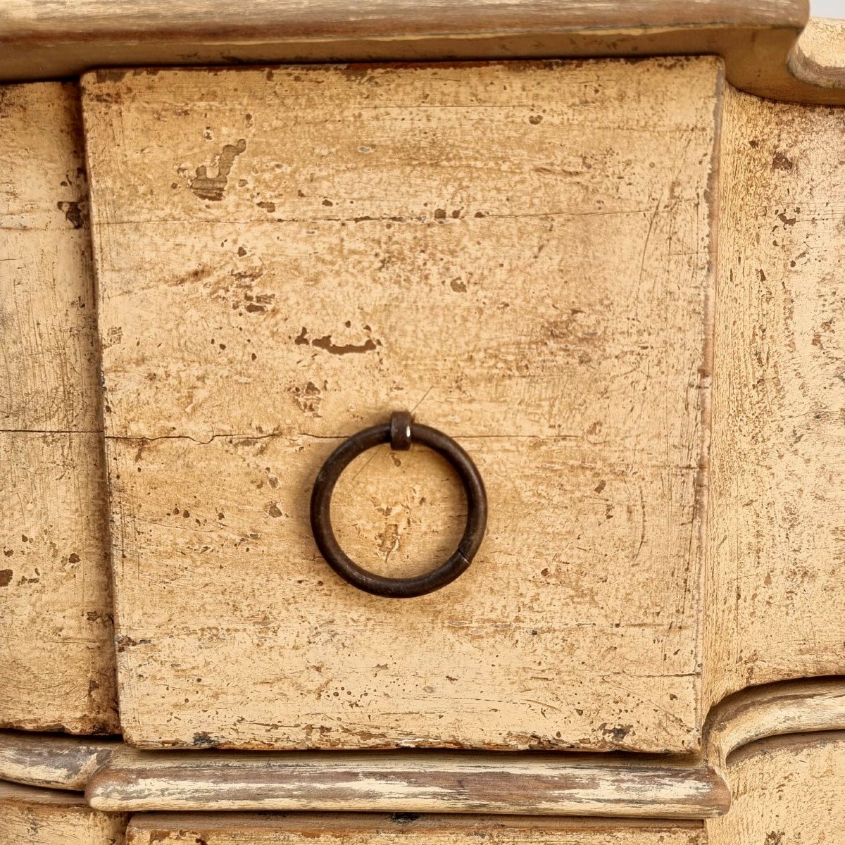 18th Crossbow Chest Of Drawers-photo-3