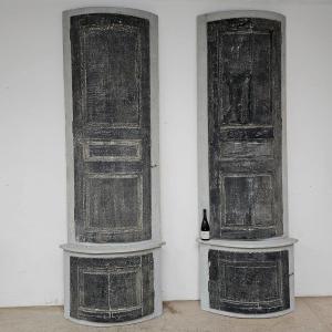 Large Pair Of Curved Woodwork Corners