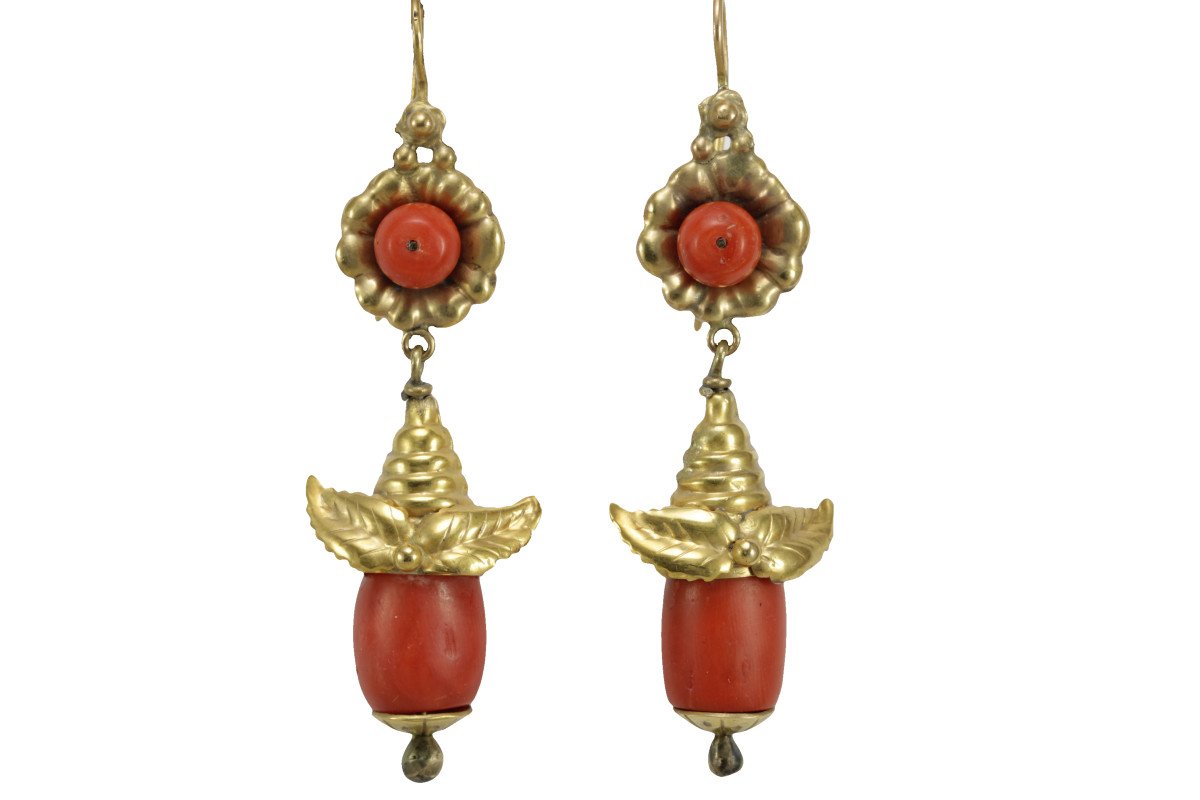 Boucles d'Oreilles Anciennes Or Corail