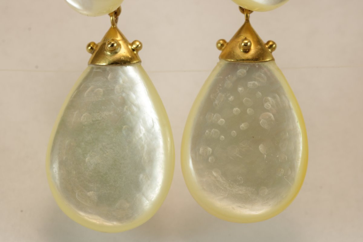 Antique Mother Of Pearl Gold Earrings.-photo-1