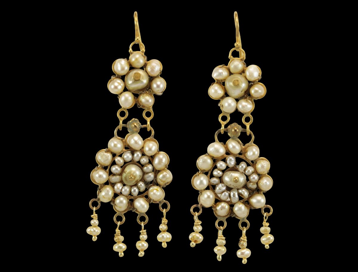 Antique Gold And Pearl Earrings-photo-2