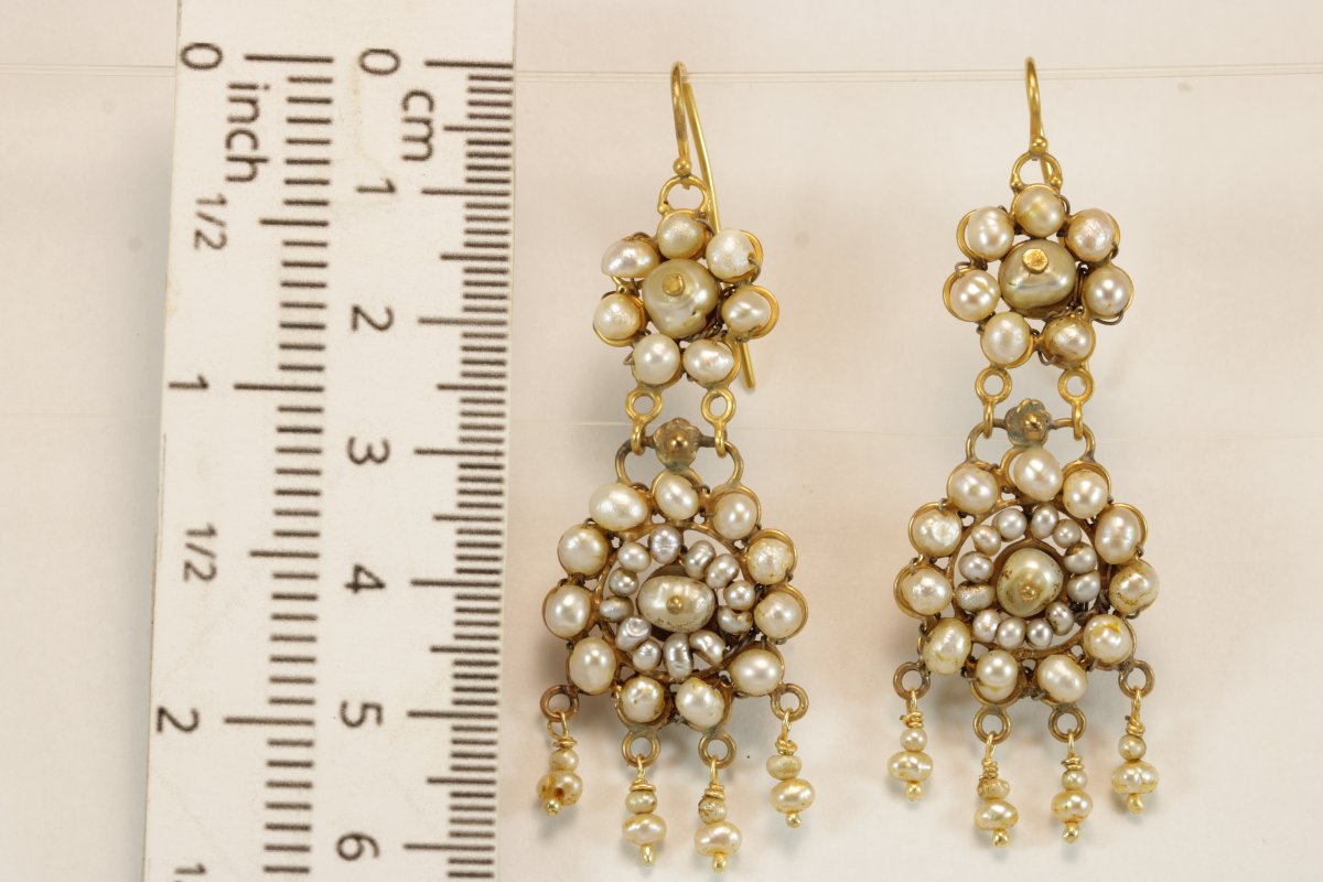 Antique Gold And Pearl Earrings-photo-3