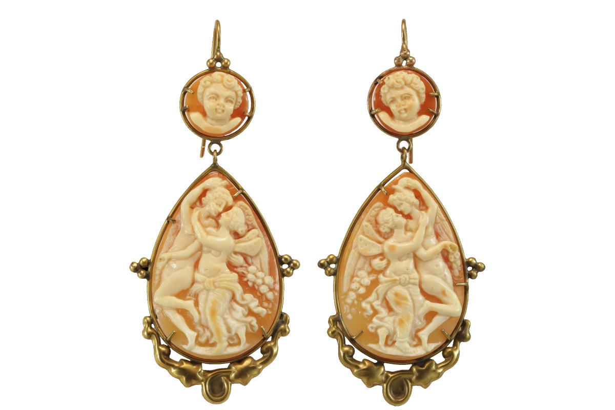 Boucles d'oreilles or camee