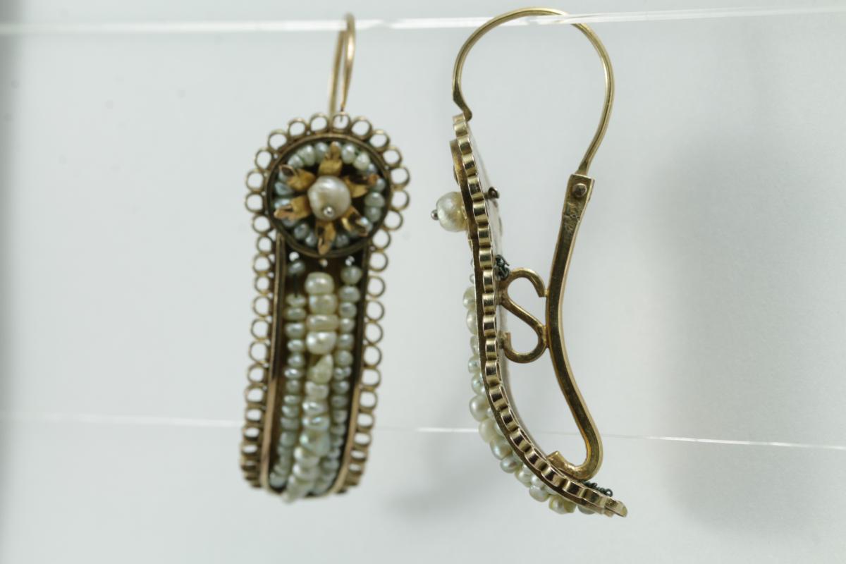 Antique Pearls Gold Earrings-photo-1
