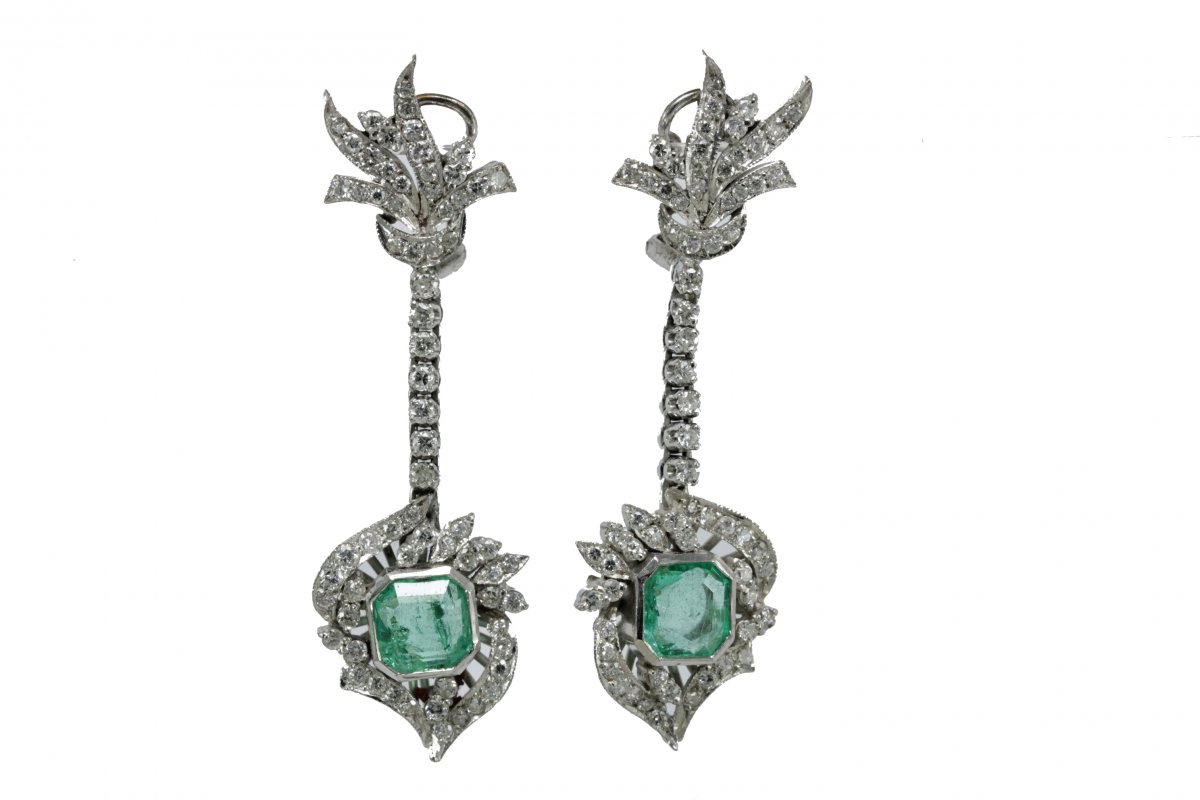 Art Decò Emerald Diamond Platinum Drop Earrings